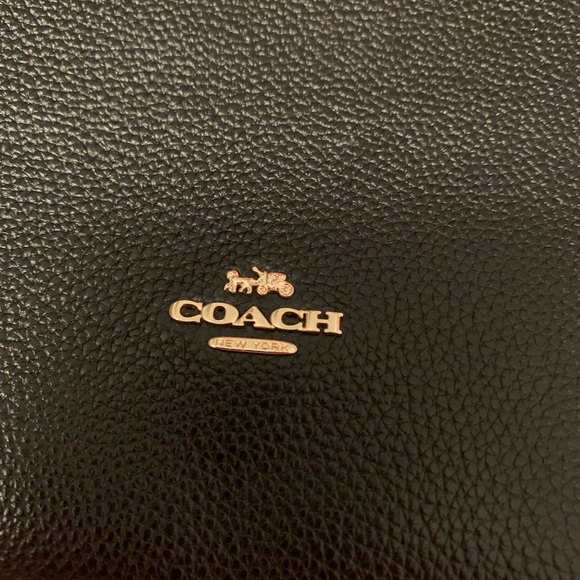 New Coach Purse - Picture 2 of 6